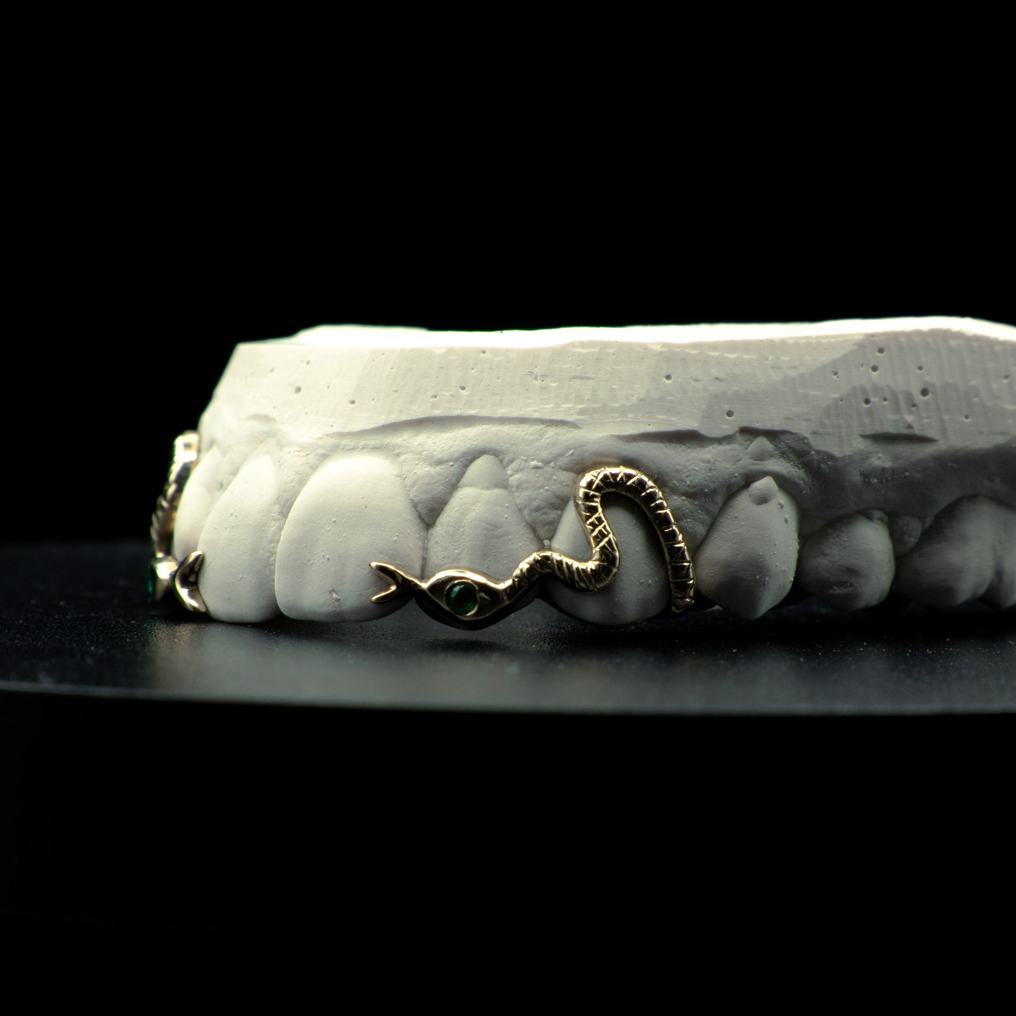 Grillz Serpent