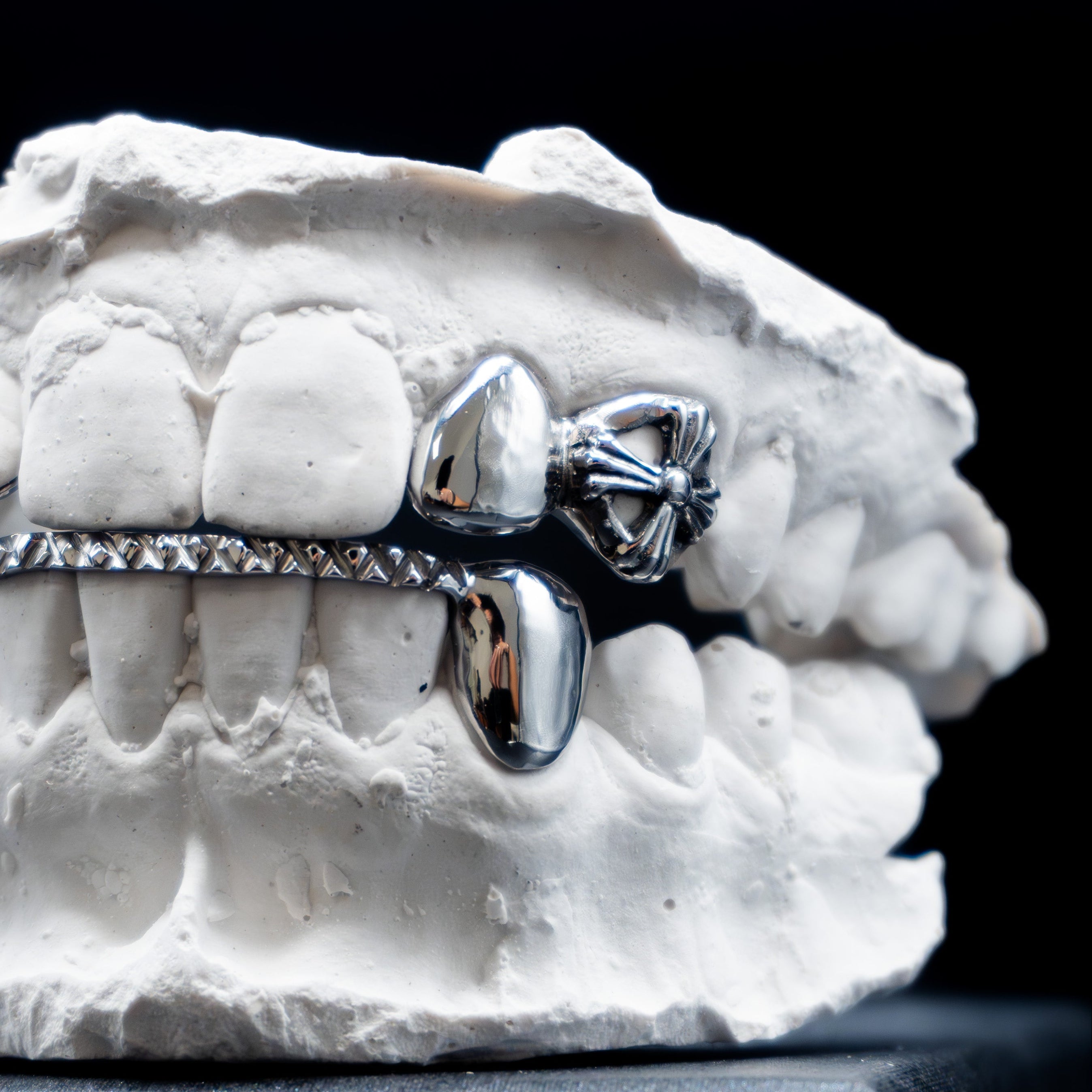 Grillz Full + Open Croix Style Chrome Hearts